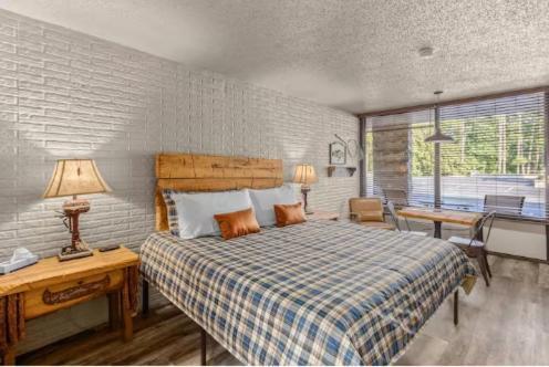 Stonegate Lodge King Bed Wifi Roku Tv Salt Water Pool Room #203 ユリーカ・スプリングス エクステリア 写真